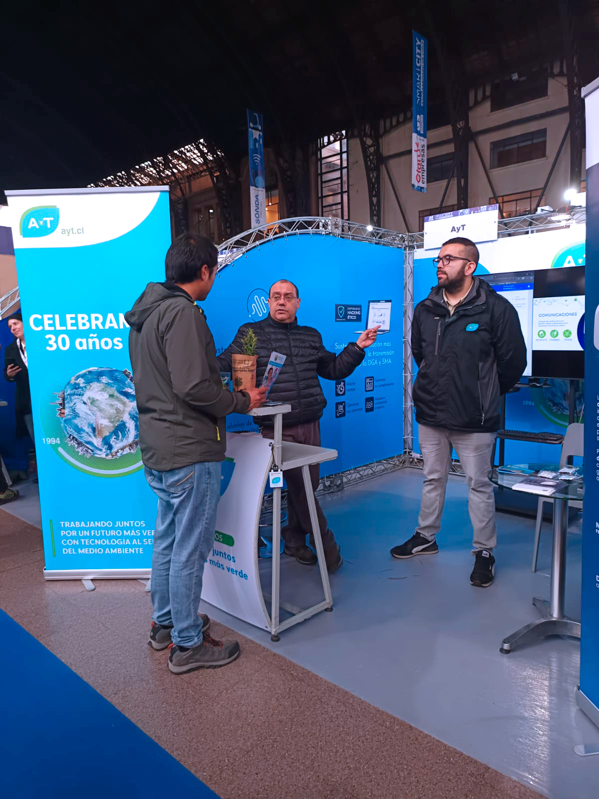 AyT en Smart City Expo Santiago: Revolución del monitoreo ambiental inteligente